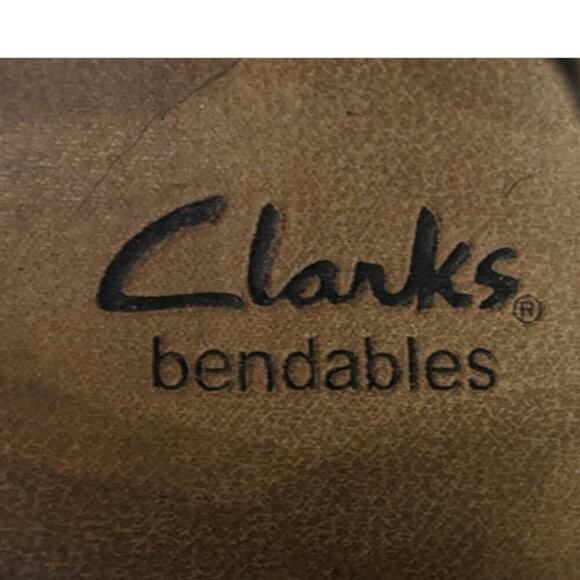 Clarks Bendable Brown Leather Sandals, 8.5 Medium, Crisscross Wedge - Picture 5 of 10